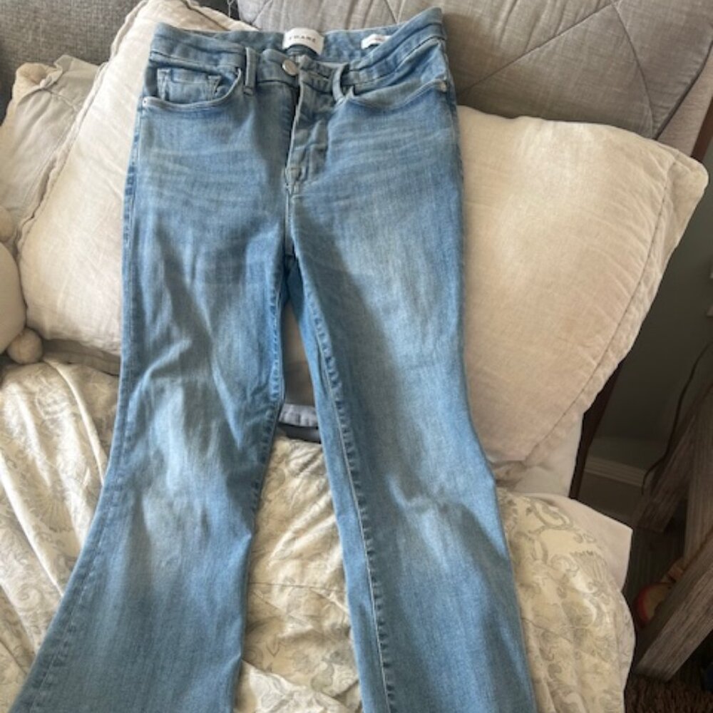 Frame Le One Crop Mini Boot Jeans